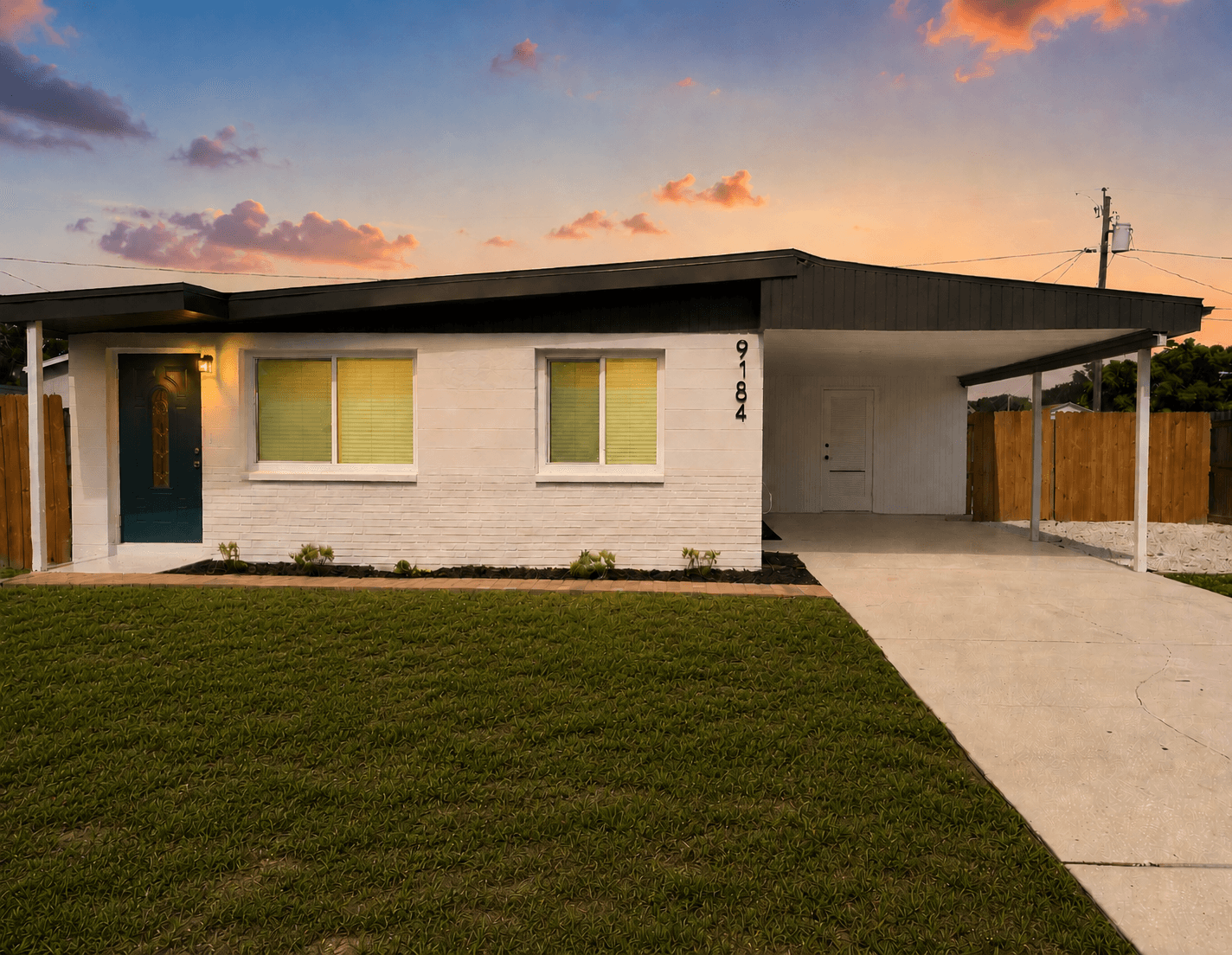 Coastal Family Getaway - 10 Min to Beach - Pet Friendly